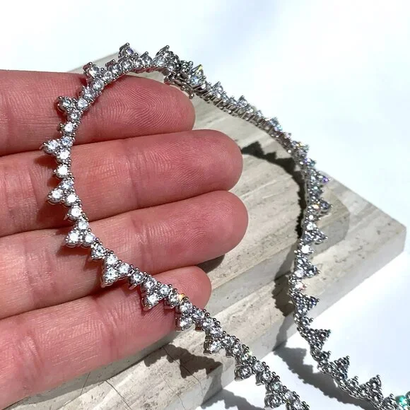 NEW Anthropologie Serefina Silver Daisy Tennis Necklace